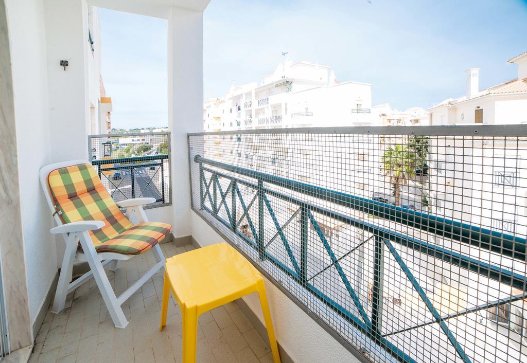 Flh Armacao De Pera Flat With Pool Apartment Exterior photo