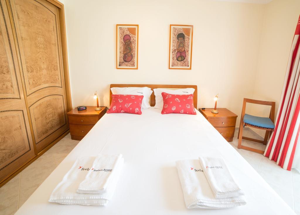 Flh Armacao De Pera Flat With Pool Apartment Exterior photo