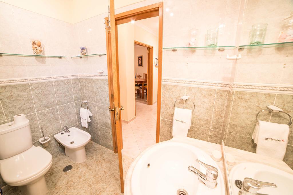 Flh Armacao De Pera Flat With Pool Apartment Exterior photo